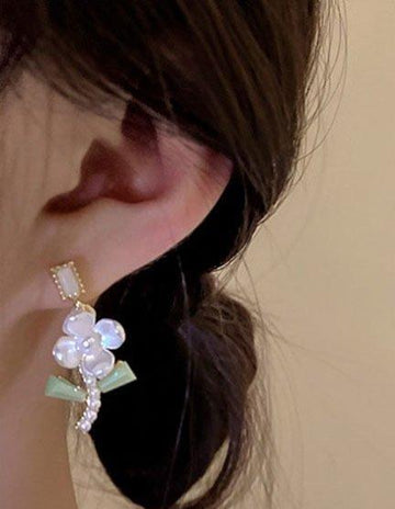 Flower Drop Earrings