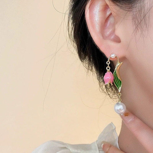 Flower/Pearl Drop Earrings