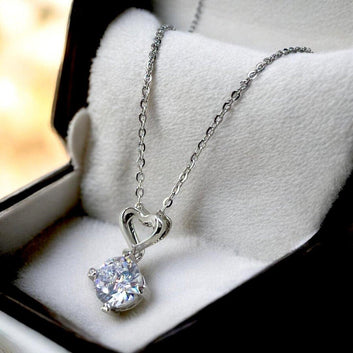 Round Heart Pendent With Silver Chain